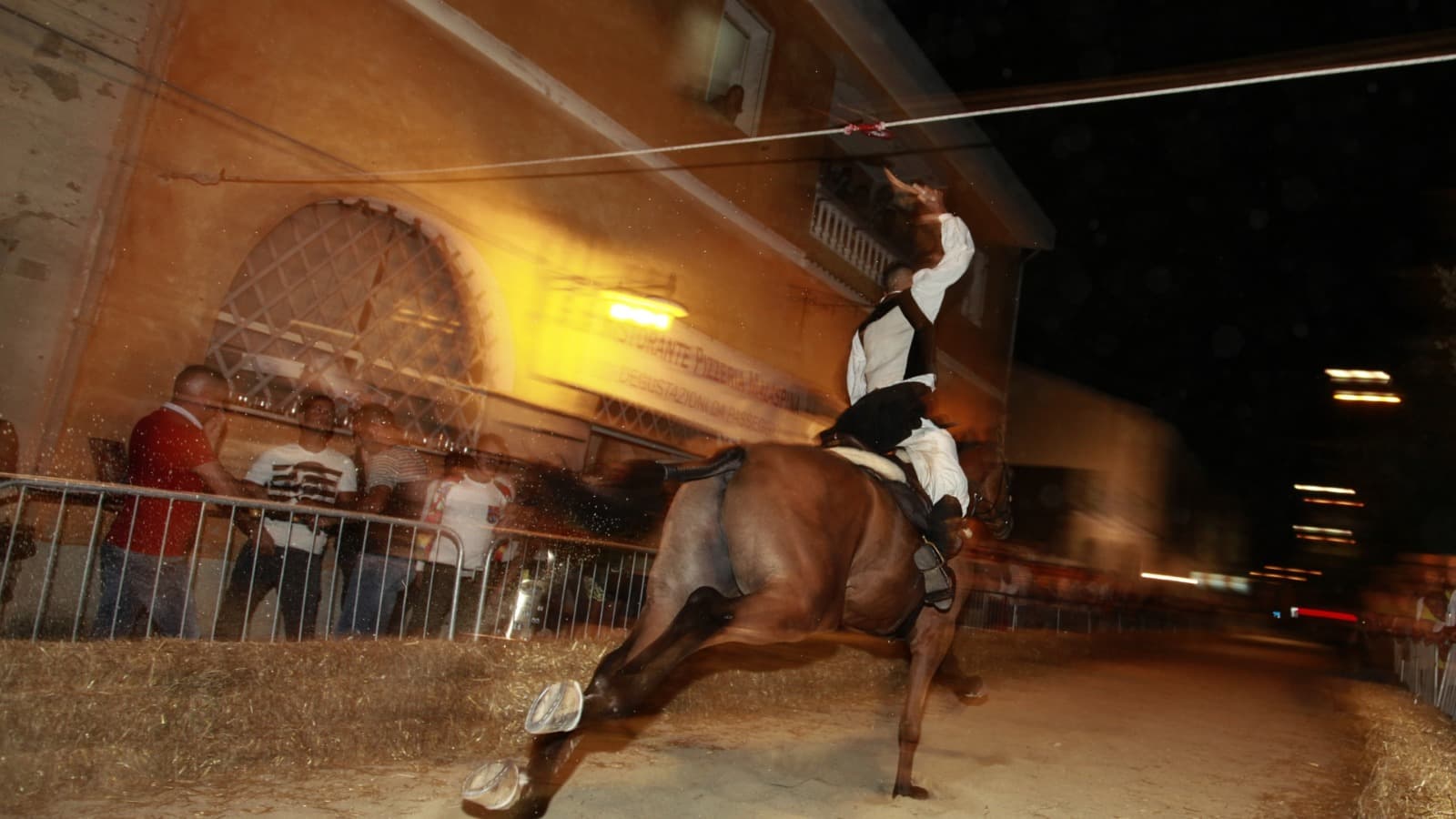 Pubblico alla Corsa all'Anello